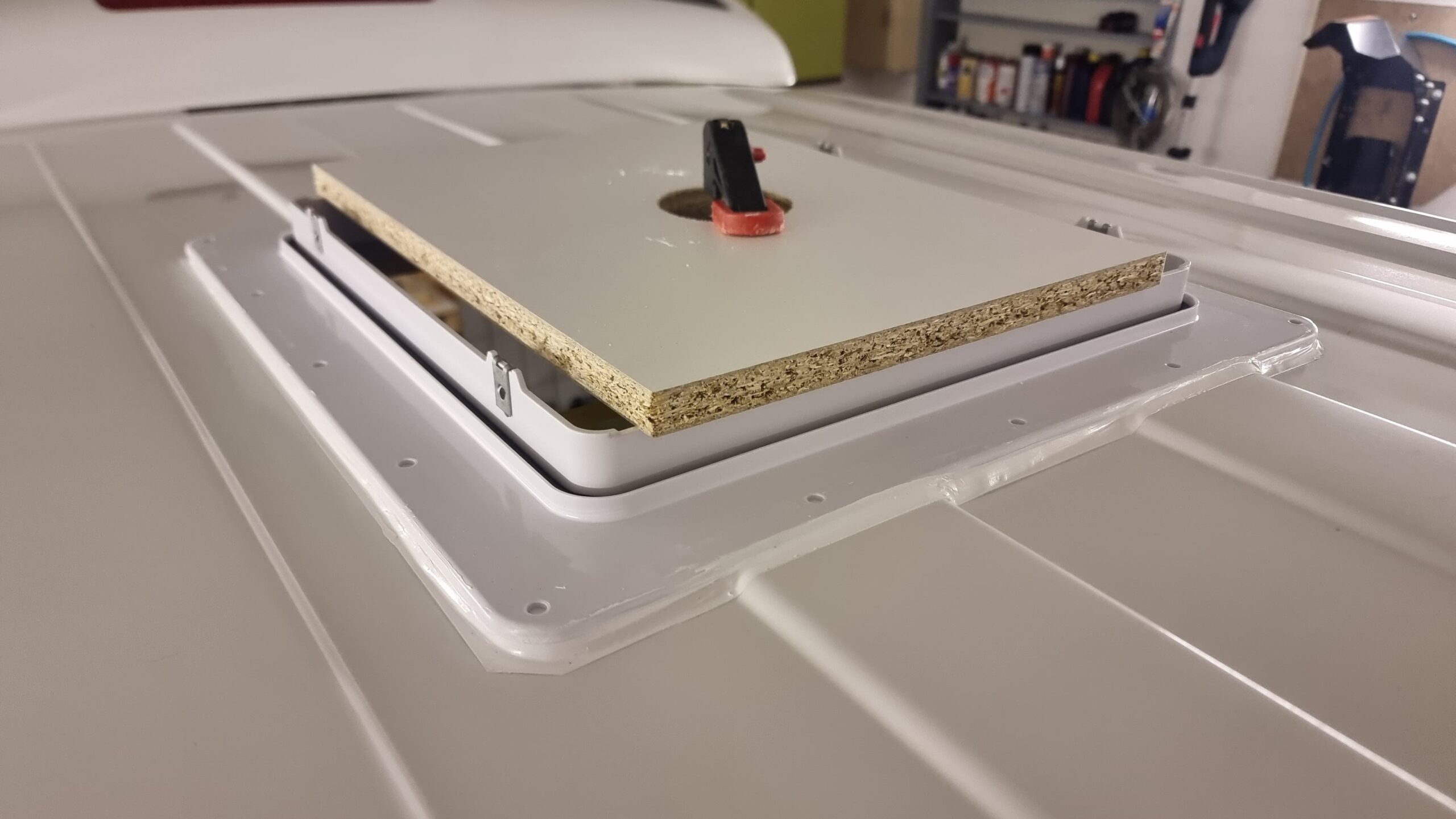 Super Fan Dachfenster mit Lüfter Fernbedienung Insektenschutz und Verdunkelung 400x400 mm (3. Generation) – Bild 26