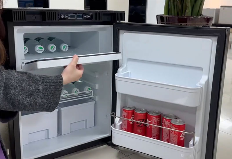 75 Liter HxBxT: 625×475×535 mm mit Gefrierfach – Bild 5